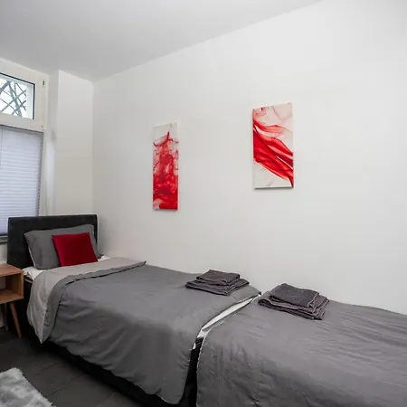 Serviceroom24 - 4 In Wlan - Smart-tv - 24-7 Check-in Und Kuche