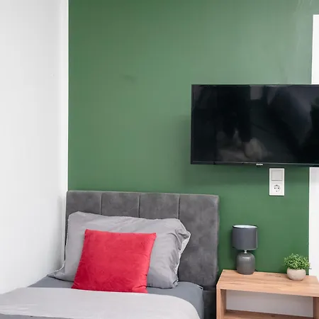 Serviceroom24 - 4 In Wlan - Smart-tv - 24-7 Check-in Und Kuche شقة Oer-Erkenschwick