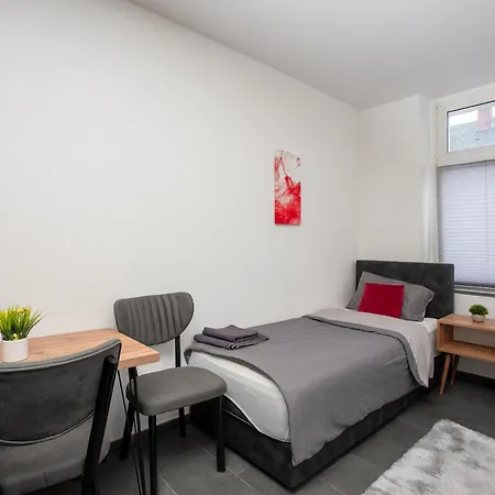 Serviceroom24 - 4 In Wlan - Smart-tv - 24-7 Check-in Und Kuche *